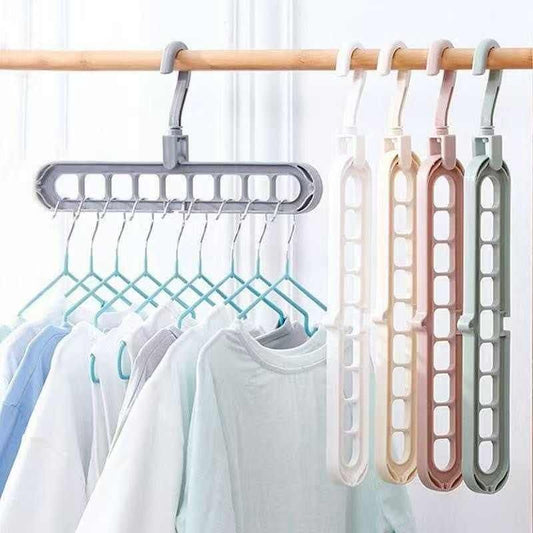 Multiple hanger display